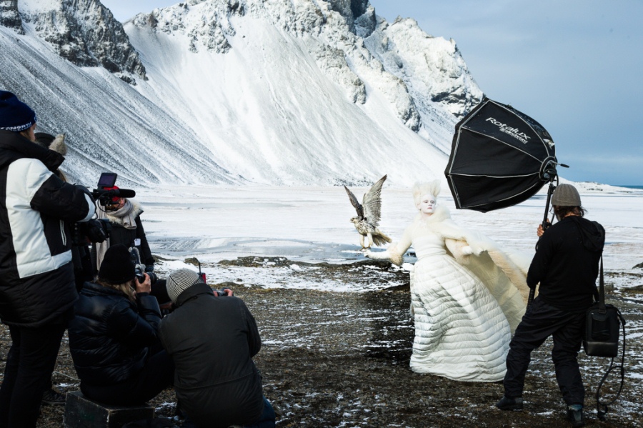 MONCLER-ADV-CAMPAIGN-FW15-16_BKST3-1024x682